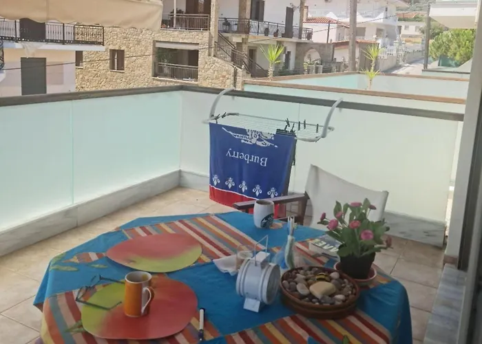 In Near Beaches Vakantiehuis Likoporiá